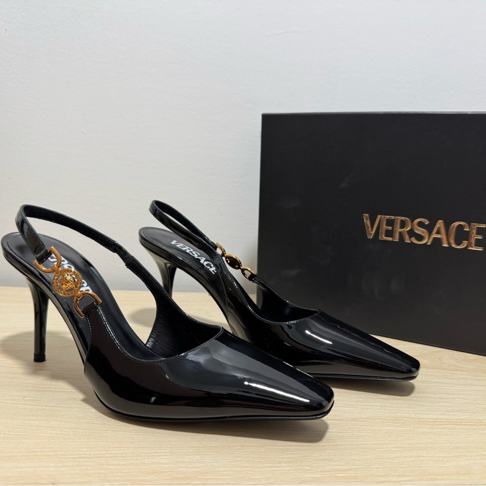 Versace Medusa 95 Slingback Pumps